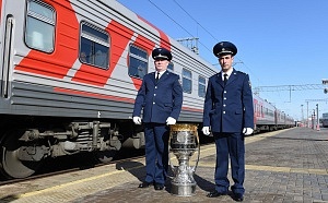 Спецсвязь доставила Кубок Гагарина в Казань