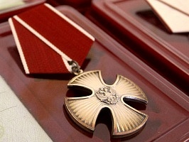 Фельдъегерь Спецсвязи награжден Орденом Мужества